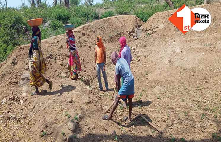 भीषण गर्मी के कारण बदला मनरेगा मजदूरों की वर्क टाइमिंग, आयुक्त ने सभी DM से मांगी ये जानकारी 