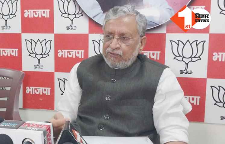 बागेश्वर धाम पर संग्राम: सुशील मोदी का RJD पर पलटवार, पूछा- जहर उगलने वाले ओवैसी बिहार आ सकते हैं तो धीरेंद्र शास्त्री क्यों नहीं?