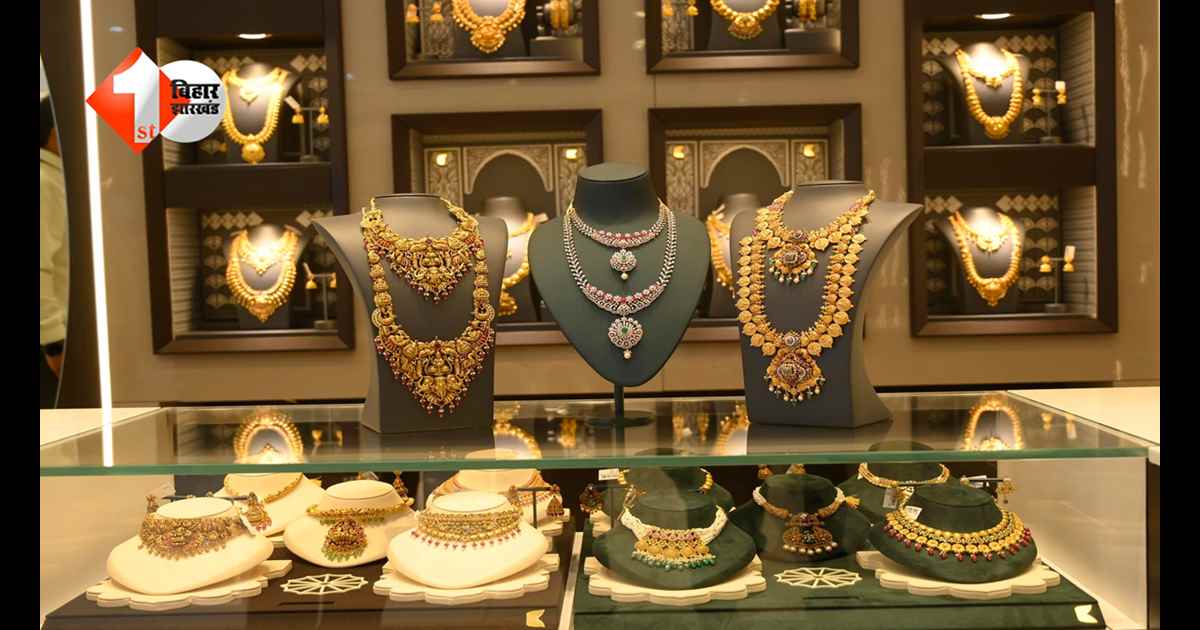 Gold Silver Price Today: सोने ने फिर मारी छलांग, डेढ़ लाख के पार पहुंचा भाव; चांदी ने एक दिन में लगाई 5538 रुपये की बड़ी उड़ान