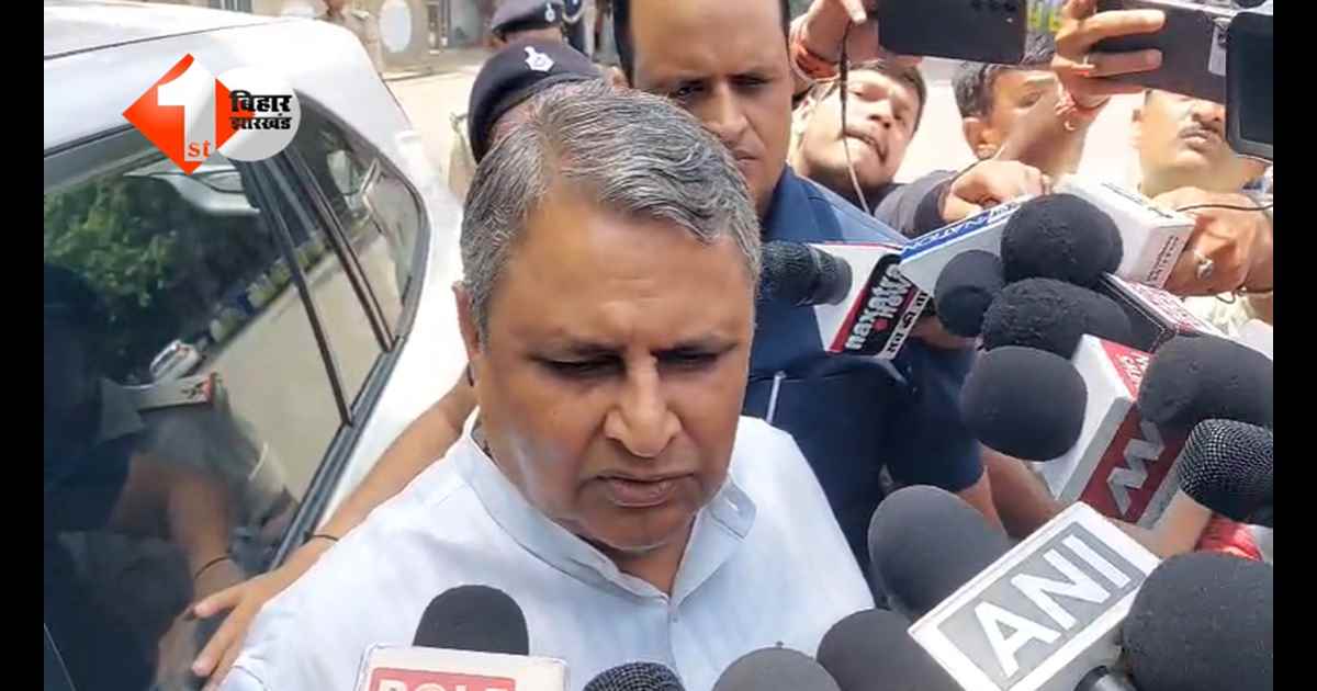 Bihar Politics : चंद दिनों में बदल जाएगी सरकार! नीतीश देंगे इस्तीफा, विजय चौधरी ने कर दिया क्लियर, कहा - BJP ही तय करेगी मुख्यमंत्री 