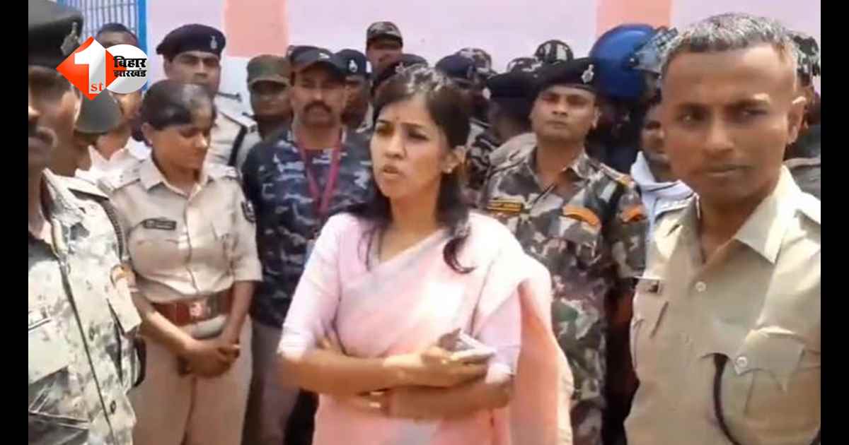 बिहार के सरकारी स्कूल में मांस मिलने से बवाल, अलमारी से 10 किलो मीट बरामद, 5 शिक्षक हिरासत में