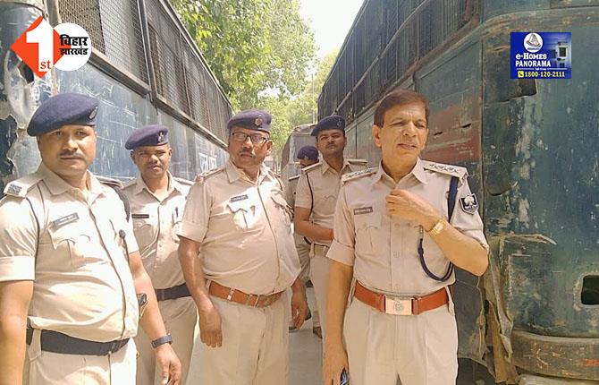 पुलिस की आंखों में झंडू बाम लगाकर फरार एक लाख का इनामी गिरफ्तार, बहन से राखी बंधवाने के दौरान पुलिस ने दबोचा