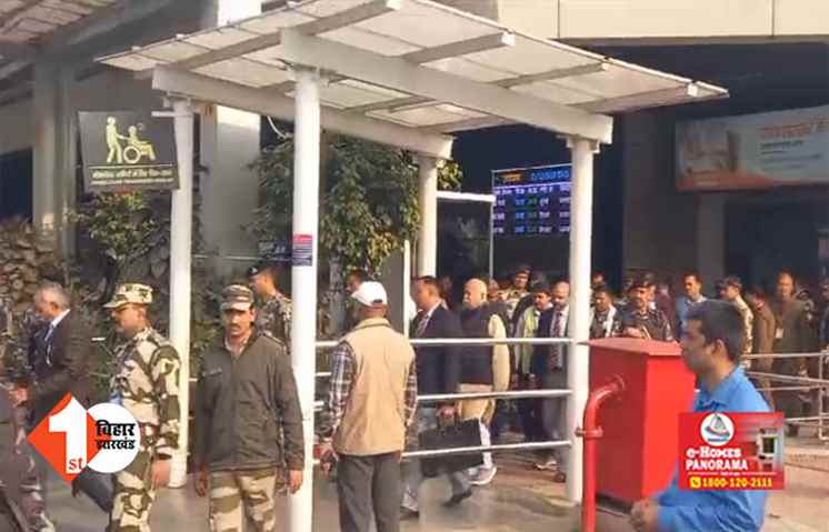 तीन दिवसीय प्रवास पर पटना पहुंचे RSS प्रमुख मोहन भागवत, भागलपुर के महर्षि मेंही आश्रम में साधु-संतों से करेंगे मुलाकात