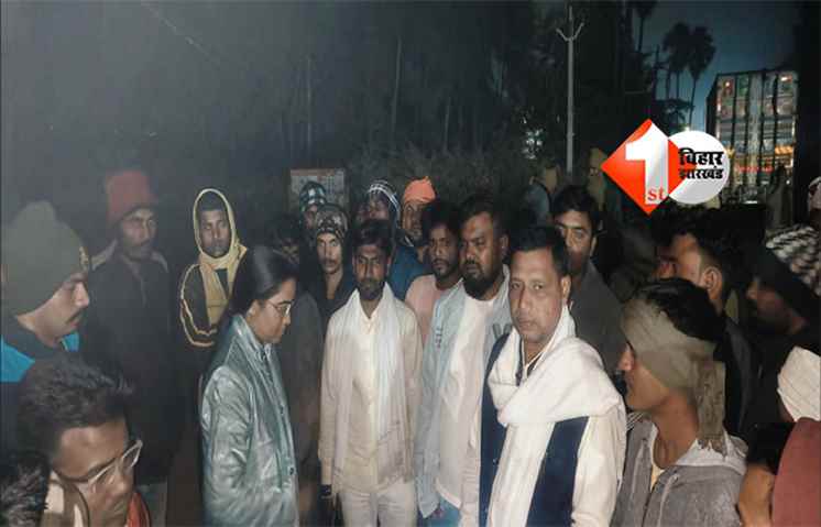 Arwal road accident : NH-139 पर तेज रफ्तार कंटेनर ने बाइक सवार को कुचला, मैकेनिक की मौके पर मौत