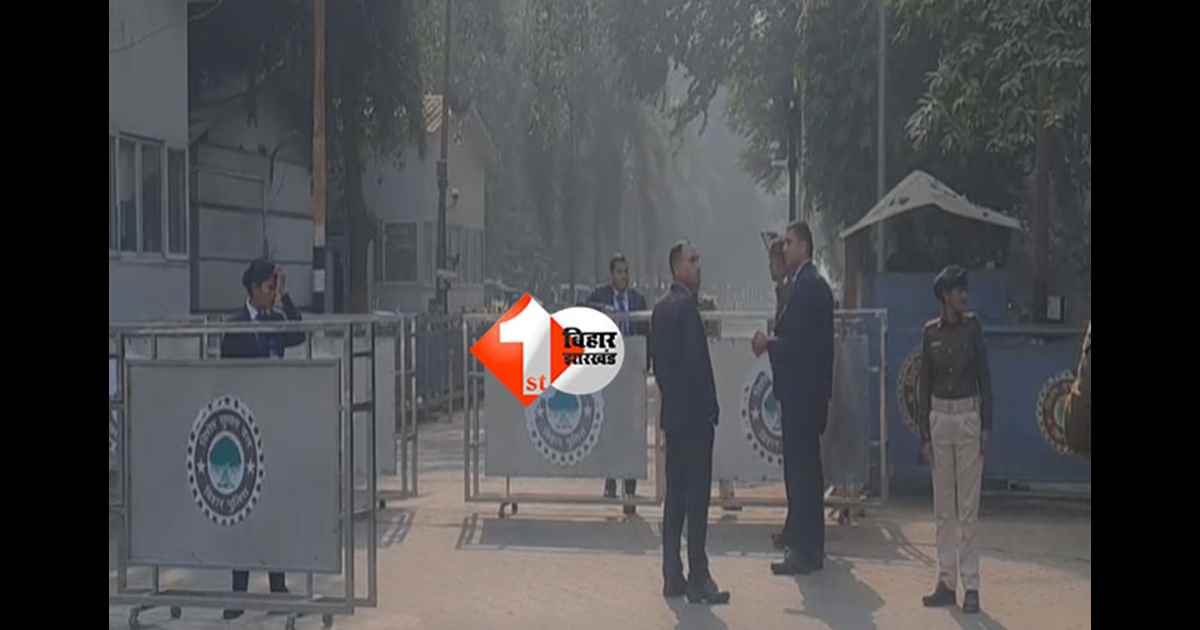 NITISH KUMAR : मुख्यमंत्री नीतीश कुमार की सीएम आवास में समीक्षा बैठक, प्रगति यात्रा के कार्यों की समीक्षा; सभी डीएम और मंत्री शामिल