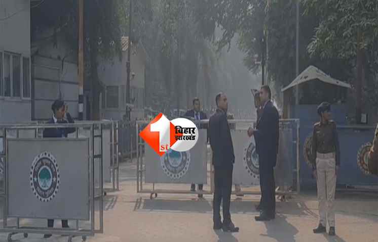 NITISH KUMAR : मुख्यमंत्री नीतीश कुमार की सीएम आवास में समीक्षा बैठक, प्रगति यात्रा के कार्यों की समीक्षा; सभी डीएम और मंत्री शामिल