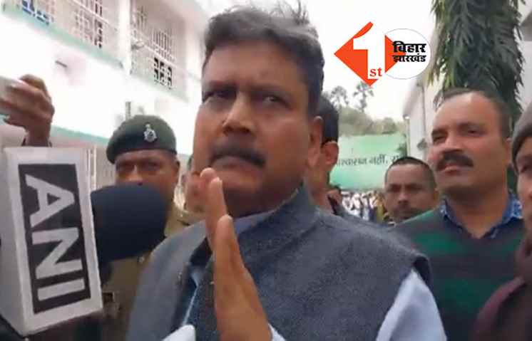 अफसरों और बिहारियों को गाली देने का वीडियो वायरल, मंत्री सुनील कुमार ने कहा..IAS के.के. पाठक पर होगी कार्रवाई