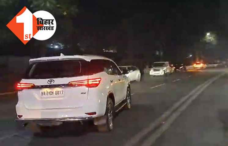 राजद विधायकों को कैद कर राबड़ी आवास के लिए निकले तेजस्वी, 48 घंटे नजरबंद रहेंगे तमाम विधायक