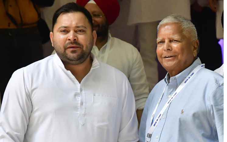 lalu yadav and tejashwi yadav