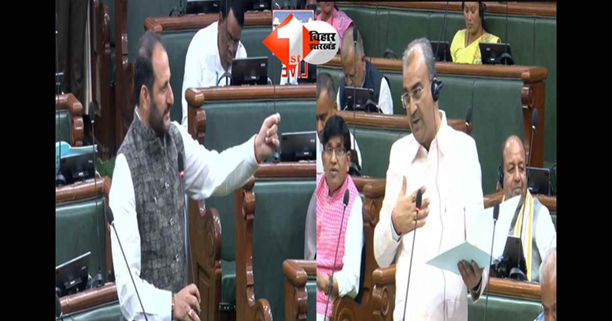 Bihar Politics : ‘फोटो खींचकर बदनाम करते हैं विरोधी’ – उप स्वास्थ्य केंद्र की बदहाली पर BJP विधायक ने खुद की सरकार को घेरा, जानिए मंत्री ने क्या दिया जवाब 
