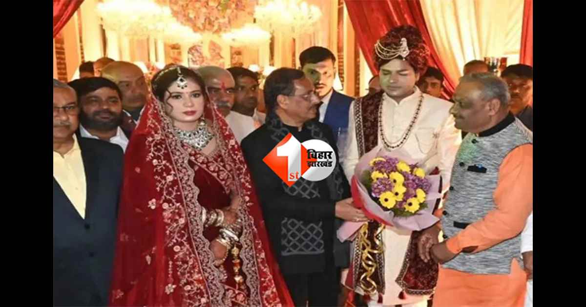 Ias couple: LBSNAA से शुरू हुई मुलाकात, महाकुंभ में गहरी हुई दोस्ती; अब शादी के बंधन में बंधी पटना में पोस्टेड यह महिला IAS