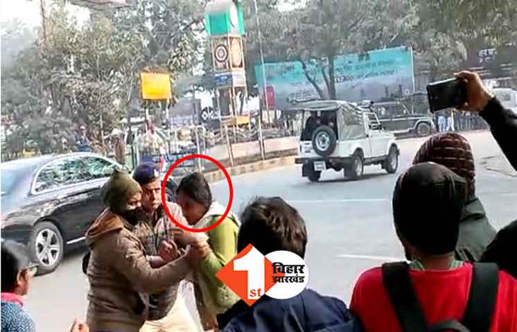 MU के छात्रों ने रोका राज्यपाल का काफिला, सेशन लेट होने का जाता रहे थे विरोध 