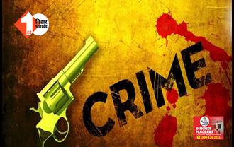 बिहार में बेख़ौफ़ हुए अपराधी ! दूकान से घर जा रहे युवक को मारी गोली, हालत गंभीर; बाइक छोड़ फरार हुए लुटेरे 
