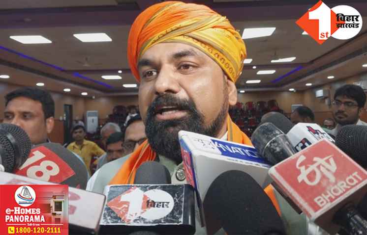 लोकतंत्र के हत्यारों की गोद में बैठे हैं नीतीश! BJP के सम्राट का CM पर तीखा हमला, कहा- तीन महीने का PM बनने का सपना भी टूटा