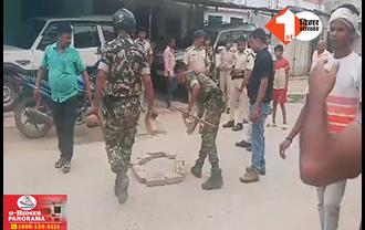 बिहार में सरेआम शिक्षक की हत्या से हड़कंप, बदमाशों ने बीच सड़क पर चाकू से गोद डाला