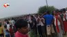 झाड़ियों से मिला युवक का अधजला शव, हत्या के बाद पहचान छिपाने की आशंका
