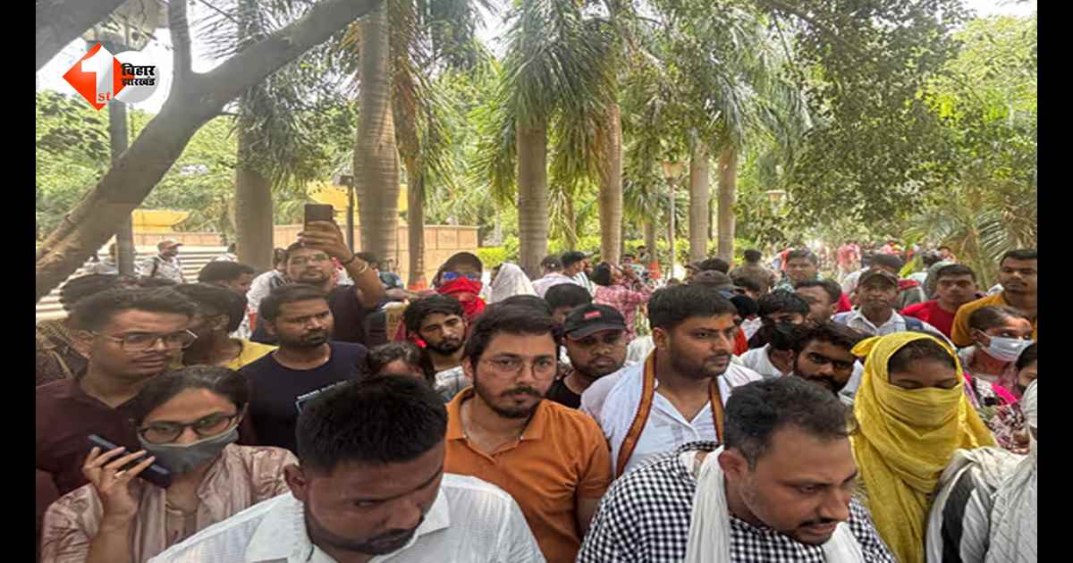 पेपर लीक या सिर्फ अफवाह? दारोगा मुख्य परीक्षा पर बवाल, सड़कों पर उतरे अभ्यर्थी, परीक्षा रद्द करने की उठी मांग