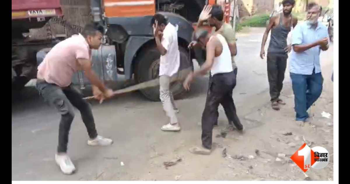 Bihar News, Bhojpur News, Sand Mining Bihar, Bhojpur Truck Driver Beaten, Sahar Police Station, Sand Dispute Bihar, Truck Owners Association Bhojpur, Bihar Crime News, Sand Transport Bihar, SC ST Poli