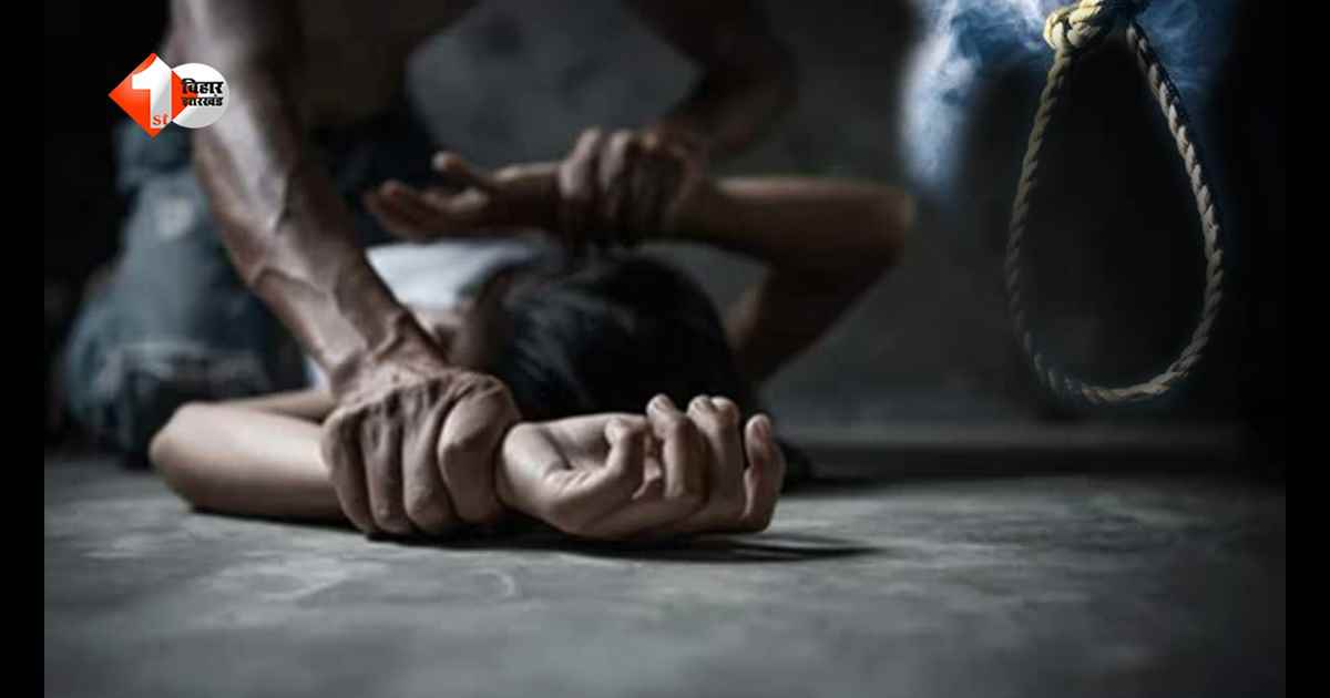 शौच के लिए निकली थी किशोरी, सुबह पेड़ से लटका मिला शव; परिजनों ने लगाया रेप के बाद हत्या का आरोप