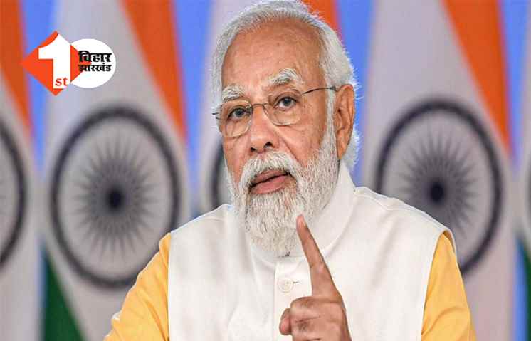 प्रधानमंत्री मोदी के खिलाफ पोस्टर लगाने पर 100 केस दर्ज, AAP ने पूछे तीखे सवाल