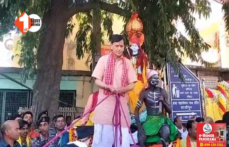 शिव बारात...धोती-कुर्ते में केंद्रीय मंत्री नित्यानंद राय...भोलेनाथ का सारथी बन खींची बैलगाड़ी