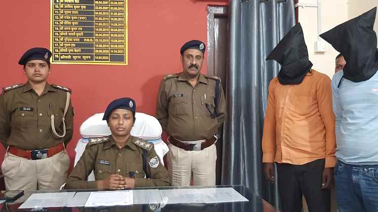 नाबालिग से दुष्कर्म के दोनों आरोपित गिरफ्तार.. ट्रक को भी पुलिस ने किया जब्त