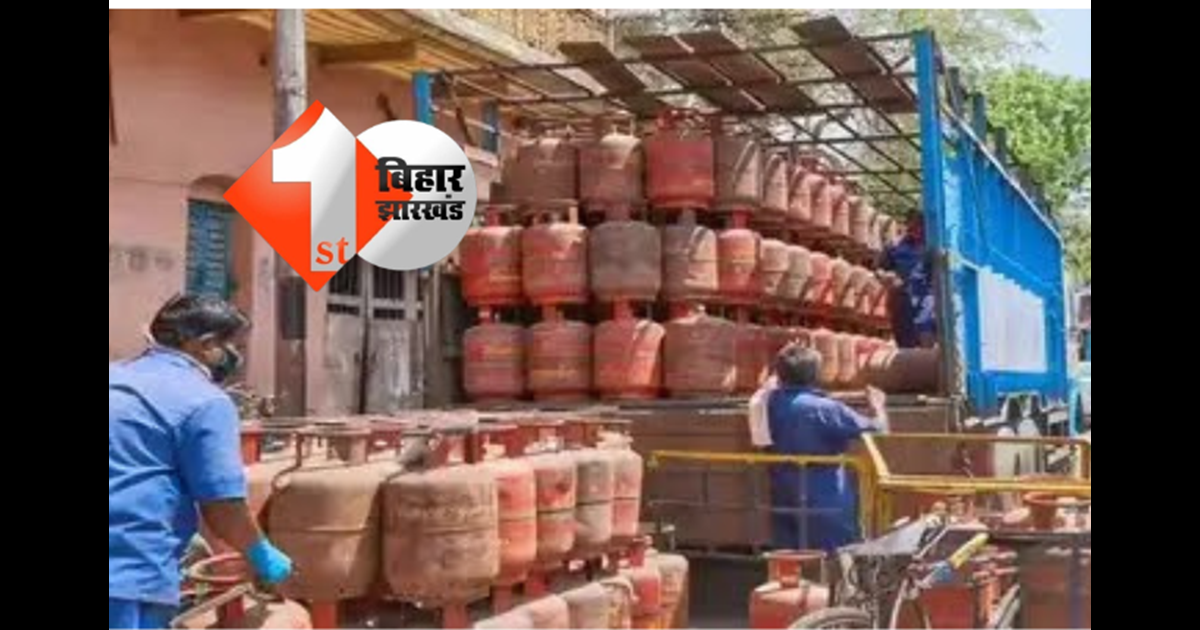 LPG Price Hike : घरेलू रसोई गैस सिलेंडर महंगा, 14.2 किलो LPG के दाम में 60 रुपये की बढ़ोतरी, आज से लागू नया रेट