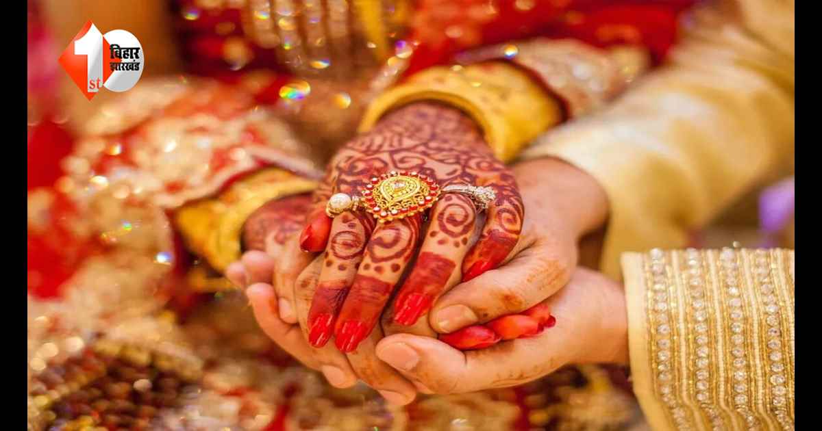 'बाबू मुझे तुम्हारे गालों में रंग लगाना है....', होली में गर्ल फ्रेंड को रंग लगाने पहुंचा बॉयफ्रेंड, जमकर हुई कुटाई; अब थाना पहुंचा मामला तो...