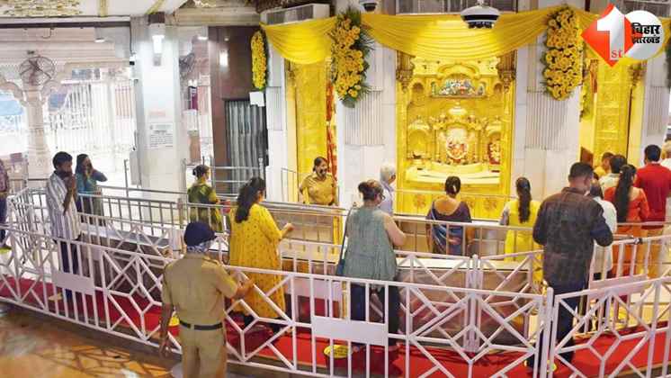 सिद्धिविनायक मंदिर, मुंबई मंदिर सुरक्षा, नारियल बैन, मंदिर प्रसाद रोक, आतंकवादी खतरा, भारत पाकिस्तान तनाव, सिद्धिविनायक सुरक्षा, Ganpati temple news, Siddhivinayak temple ban, Mumbai temple security, 