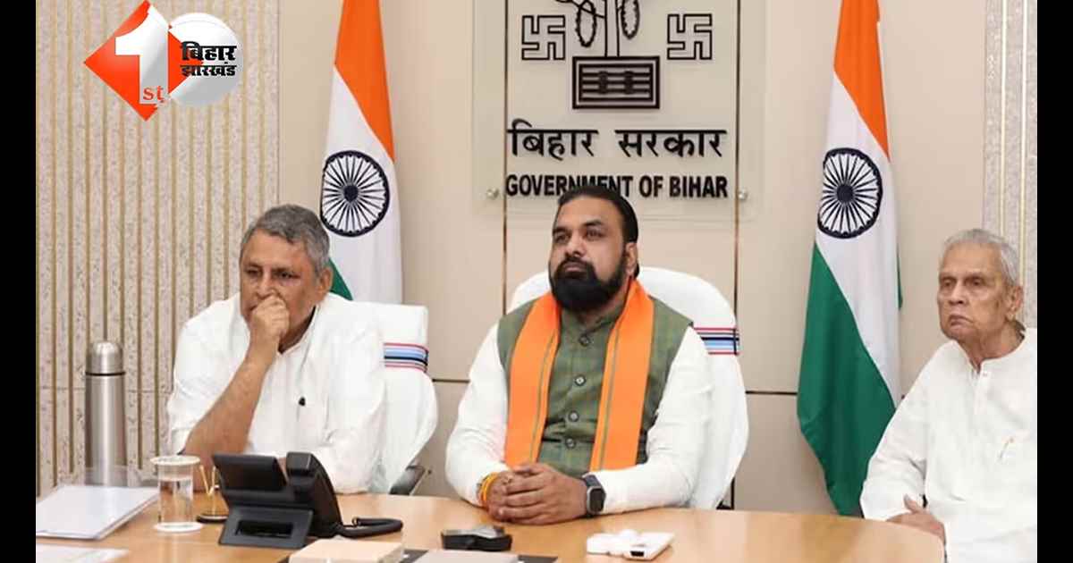 Bihar Cabinet : सम्राट कैबिनेट की बैठक में 18 एजेडों पर लगी मुहर, राज्यकर्मियों का DA बढ़ा; कई विभागों को मिली सौगात