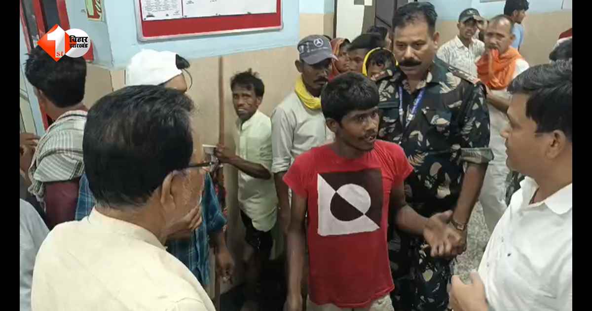 सोने का लॉकेट काटकर भाग रहे उचक्के को भीड़ ने दबोचा, जमकर की पिटाई; बाद में पुलिस को सौंपा