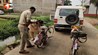 स्कूल ड्रेस, बैग और साइकिल… लेकिन अंदर निकली देसी शराब! वैशाली में नाबालिगों के सहारे चल रहा तस्करी का खेल