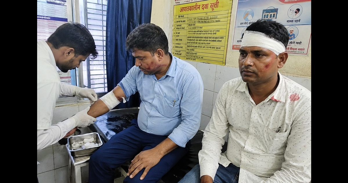 Bihar news : जमीन नापी के दौरान हंगामा, राजस्व अधिकारी और अमीन पर हमला, आरोपी फरार