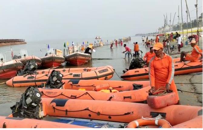 महापर्व छठ को लेकर घाटों पर सुरक्षा के कड़े इंतजाम, 104 इन्‍फ्लेटेबल मोटर बोटों के साथ NDRF की टीम तैनात