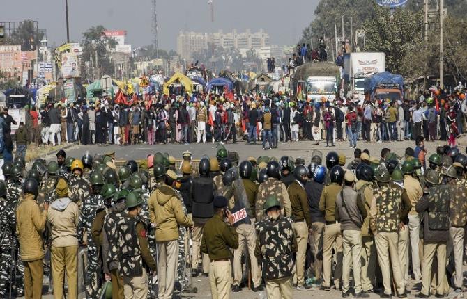 किसान करेंगे बुराड़ी मैदान में धरना प्रदर्शन, एंट्री की मिली इजाजत