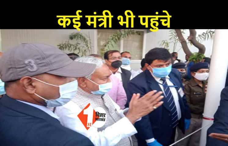 JDU ऑफिस में नीतीश कुमार, 7वीं बार CM बनने के बाद कार्यकर्ता और नेताओं से कर रहे मुलाकात