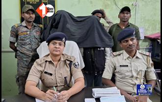 Bihar Crime News: गया के एक होटल में रेड, 2 साइबर अपराधी गिरफ्तार, कोलकाता से आकर भोले-भाले लोगों को बनाता था शिकार