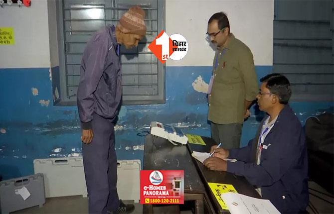 Jharkhand election 2024 voting: झारखंड में पहले चरण के लिए मतदान शुरू, चंपई समेत कई दिग्गज मैदान में