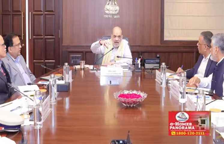 Delhi blast : लाल किला विस्फोट पर अमित शाह की सख्त कार्रवाई, एनआईए को जांच और दोषियों पर यूएपीए के तहत मुकदमा; कहा  - 'एक-एक गुनहगार को अंजाम भुगतना होगा',