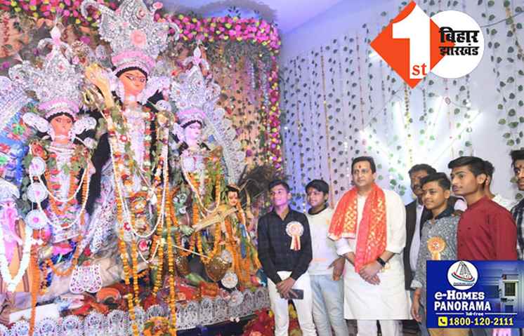 पटना के पूजा पंडालों का ऋतुराज सिन्हा ने किया भ्रमण, माता रानी से लिया आशीर्वाद