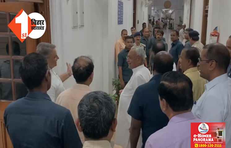 सचिवालय पहुंचे CM नीतीश, अधिकारियों के साथ बैठक कर सरकारी कार्यों का लिया जायजा 