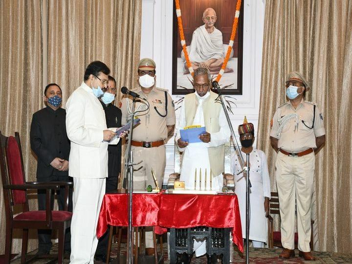 नरेंद्र सिन्हा बिहार के नए मुख्य सूचना आयुक्त बने , राज्यपाल फागू चौहान ने दिलाई शपथ