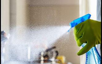 कोरोना से बचाव के लिए इन चीजों से करें अपने घर की सफाई, CDC ने दी सलाह  