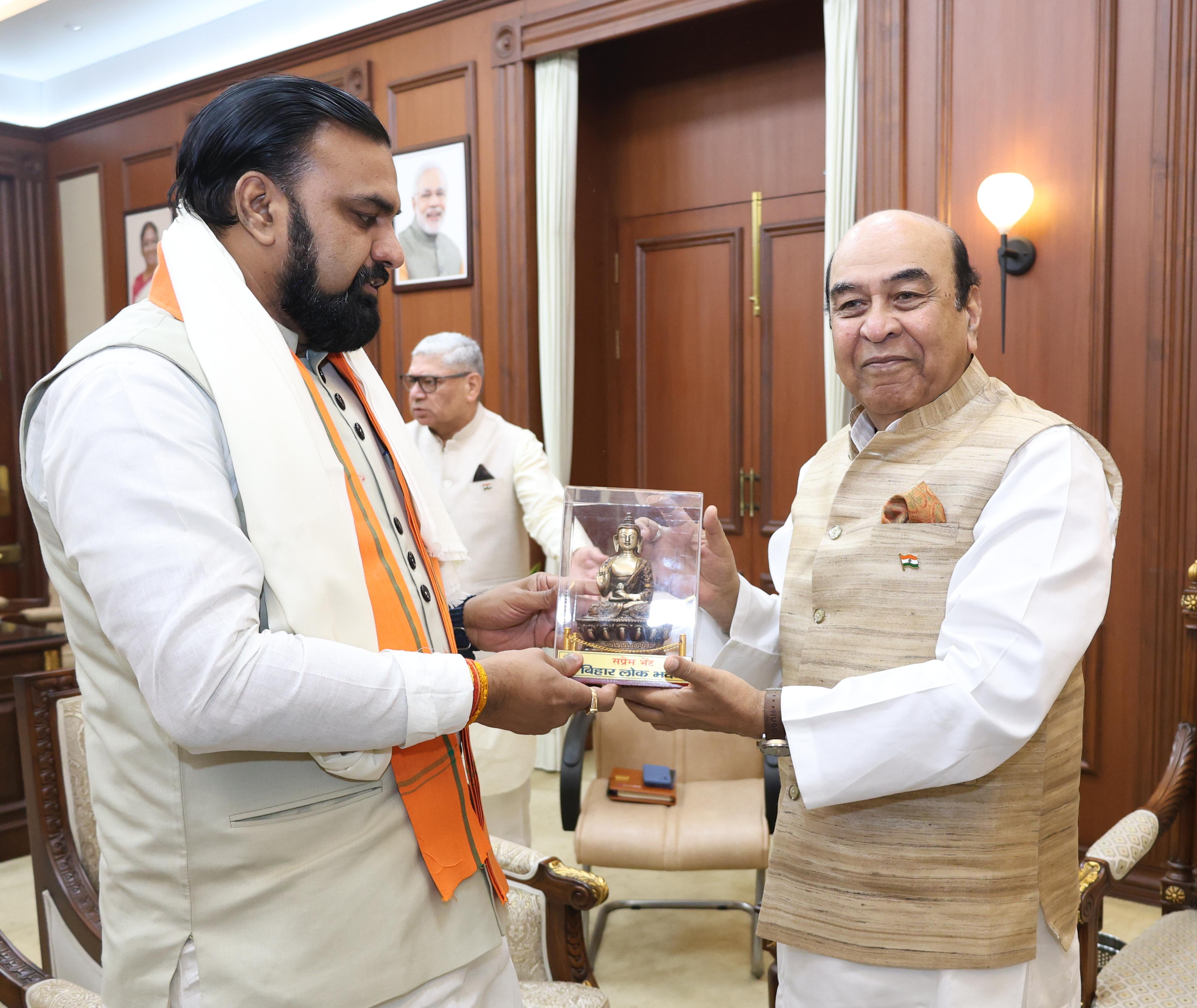 सम्राट चौधरी सरकार ने जीता विश्वास मत, बहुमत साबित करने के बाद राज्यपाल से की मुलाकात