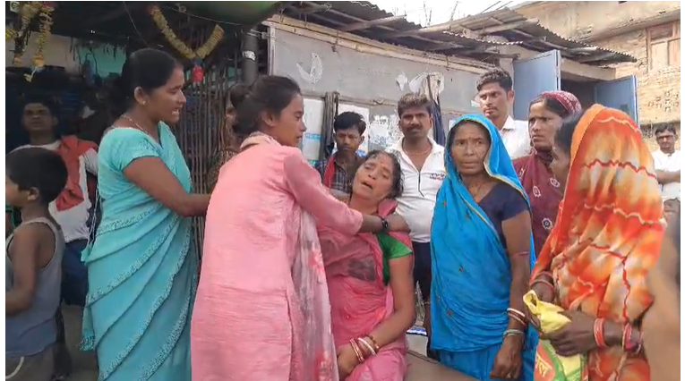 मधुबनी में दिनदहाड़े 50 हजार की छिनतई, बैंक से लौट रही महिला से झांसा देकर लूटा पैसा