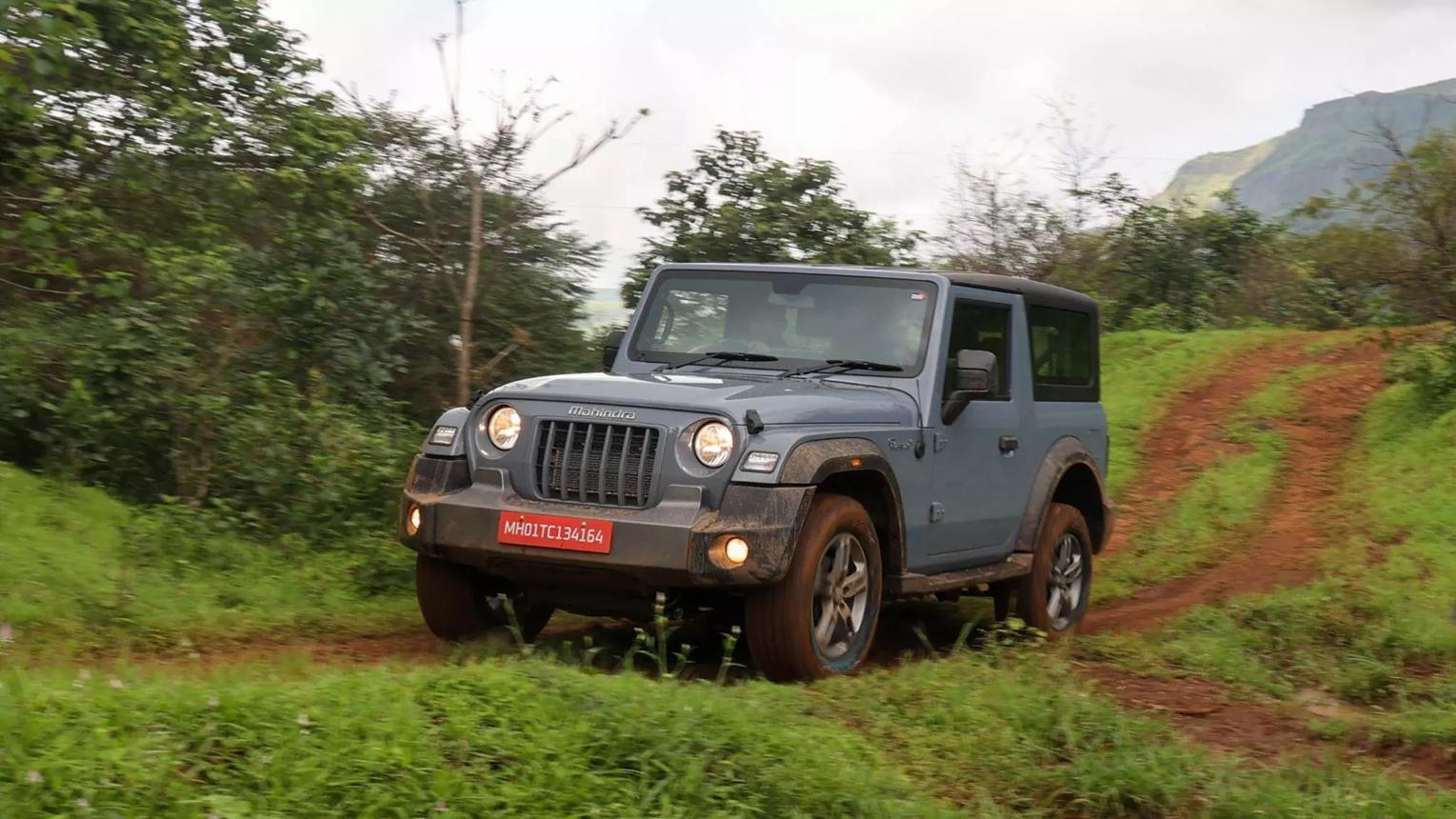थार खरीदने वालों को झटका: Mahindra Thar हुई महंगी, अब हर वेरिएंट के लिए चुकाने होंगे ज्यादा पैसे! जानिए यहां