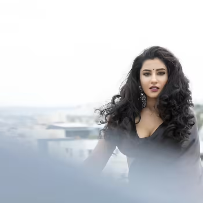 कौन हैं विष्णु प्रिया? 1.4 मिलियन फॉलोअर्स वाली एक्ट्रेस पर सब्सक्रिप्शन के नाम पर अश्लील कंटेंट फैलाने का आरोप, FIR दर्ज