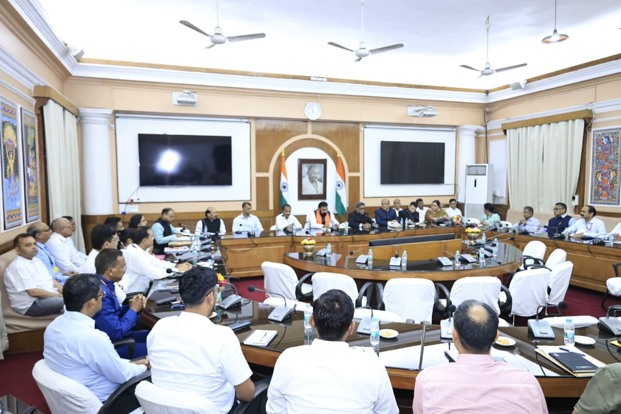 मुख्यमंत्री बनते ही अधिकारियों को सम्राट चौधरी का सख्त निर्देश, भ्रष्टाचार पर जीरो टॉलरेंस, काम में लाएं दुगुनी गति