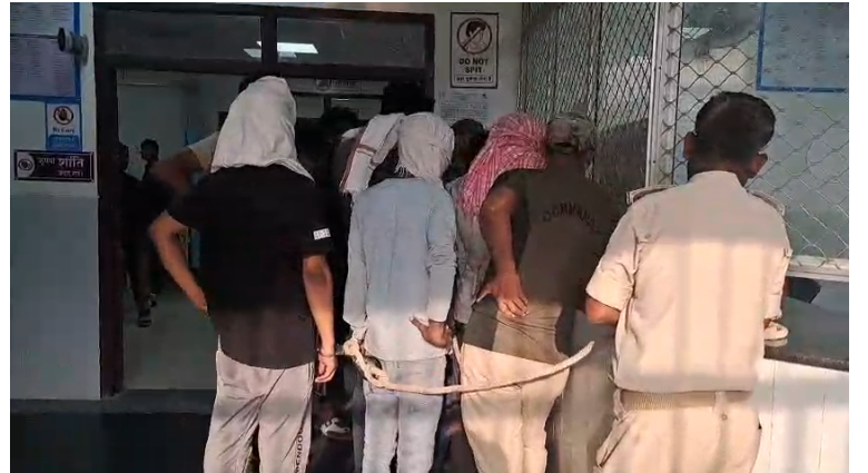 मुंगेर में AEDO परीक्षा से पहले बड़े फर्जीवाड़े का खुलासा, 22 गिरफ्तार, मुख्य सरगना 'मास्टर' फरार