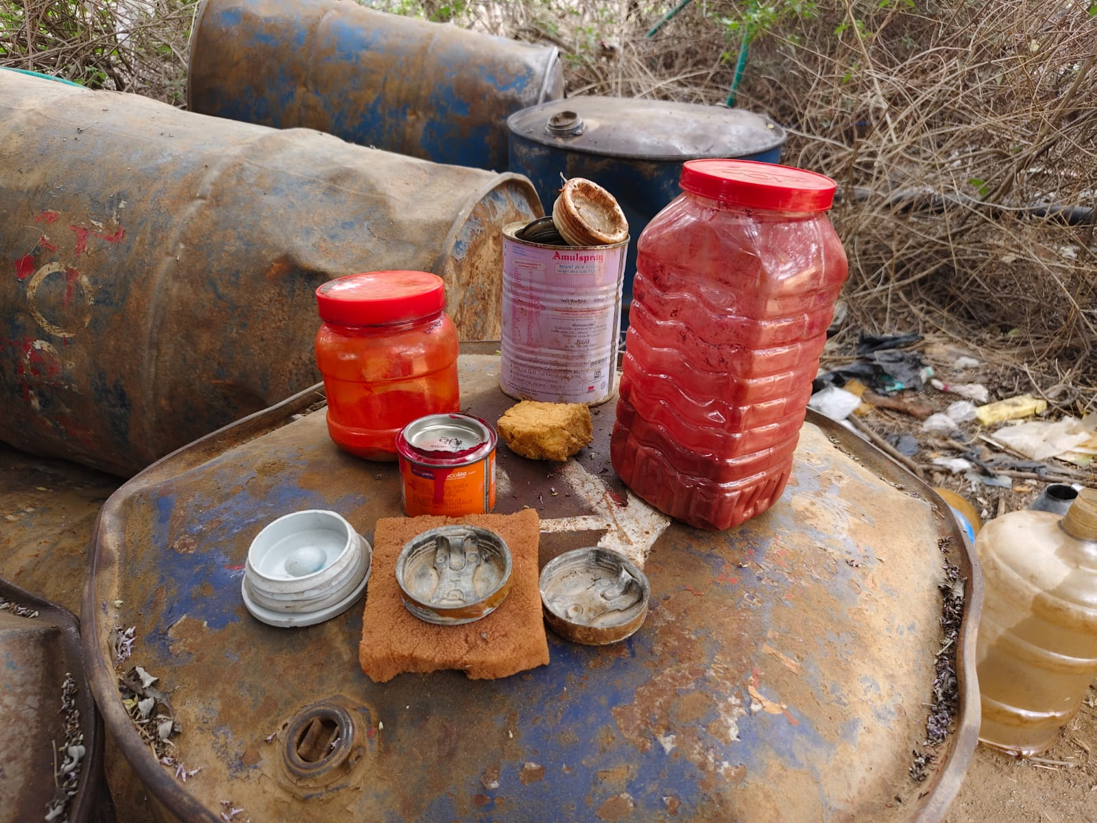 जमुई में नकली पेट्रोल-डीजल फैक्ट्री का भंडाफोड़, 12 हजार लीटर ईंधन जब्त